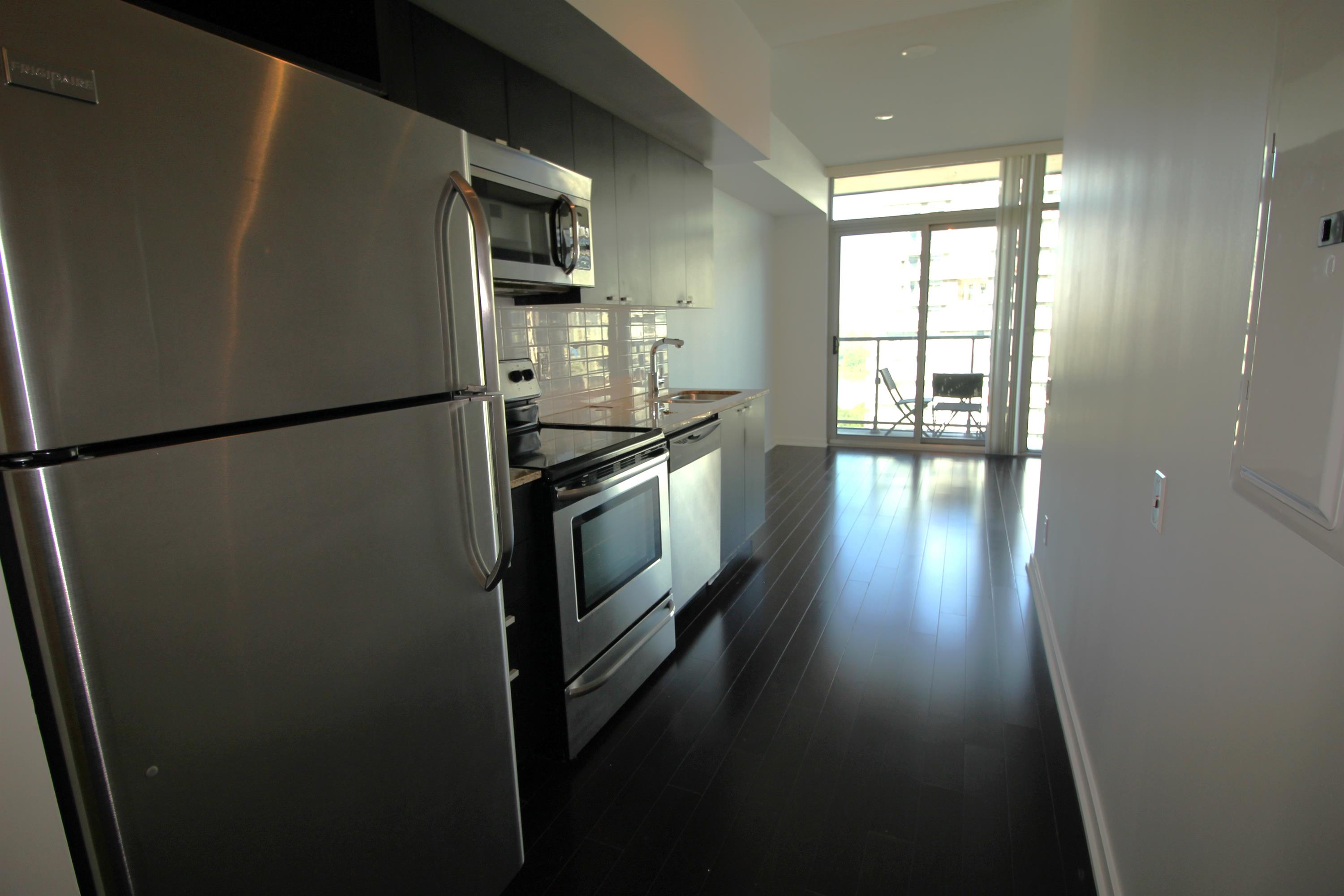 2313 - 105 The Queensway - 1