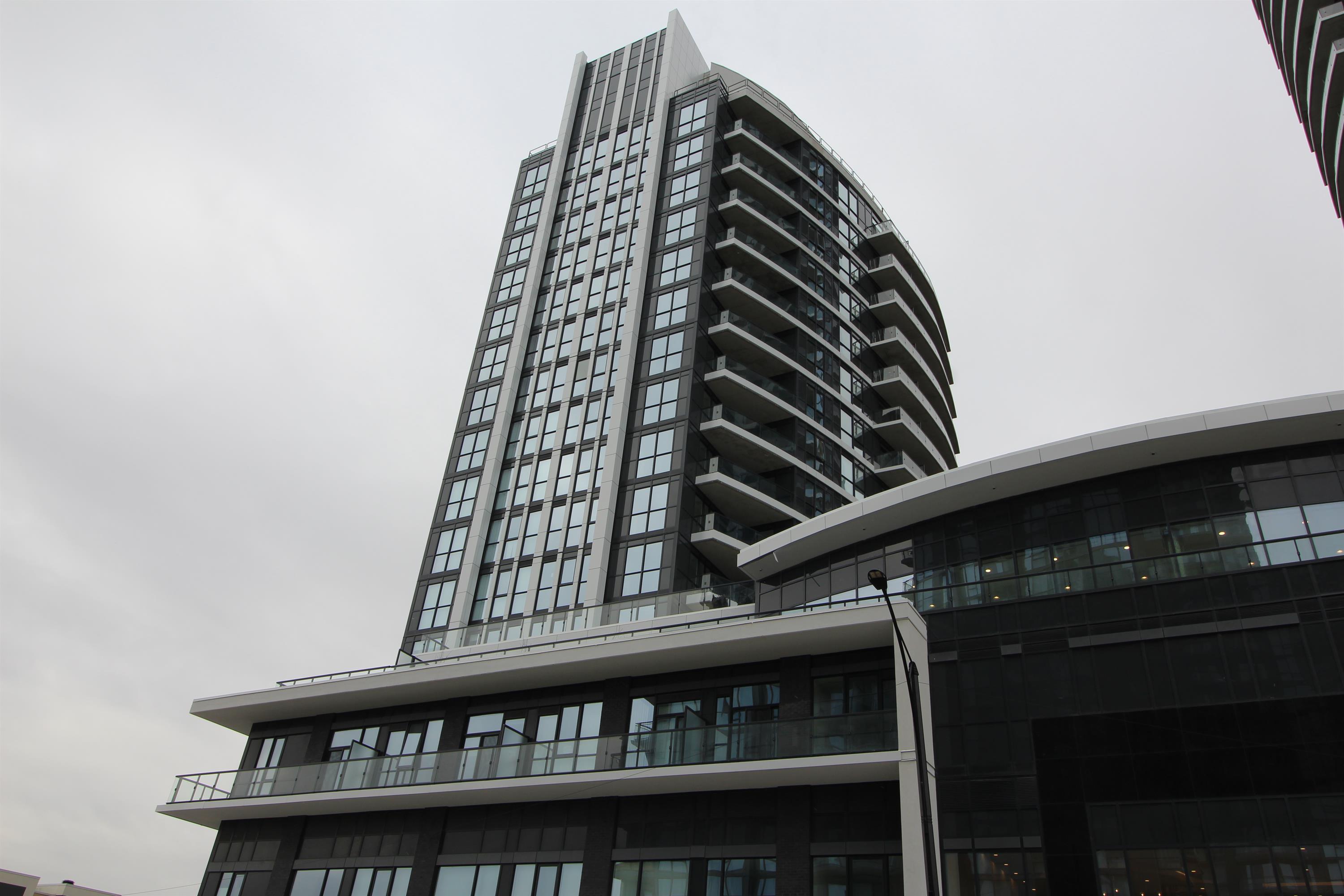 1210 - 65 Watergarden - 1