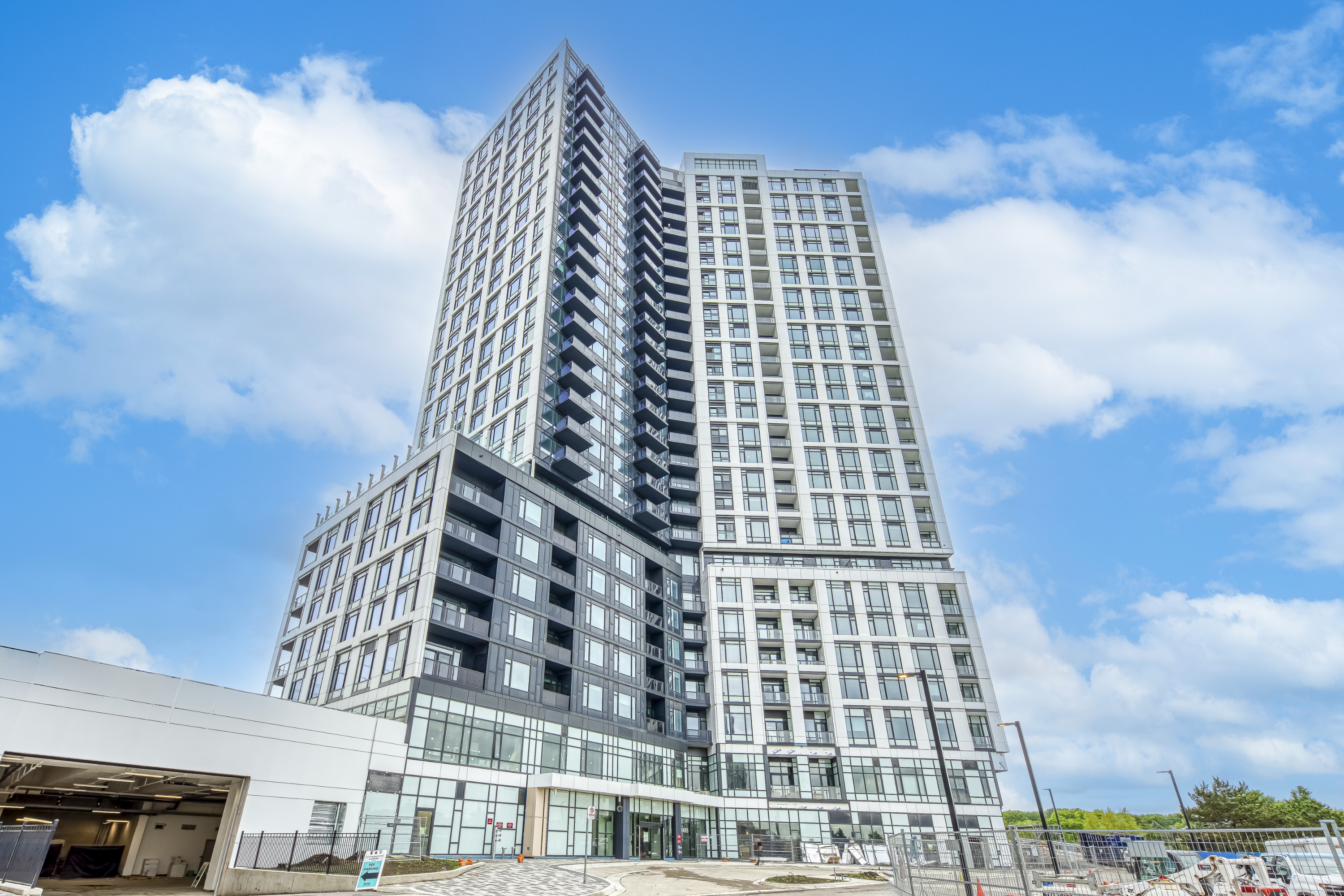303 -  2495 Eglinton Avenue West - 1